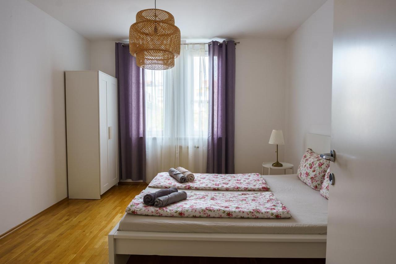 Living - Lerchenfelder Straße * Wien